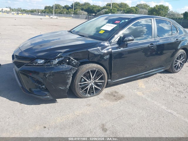 4T1T11AK4RU258880 Toyota CAMRY SE