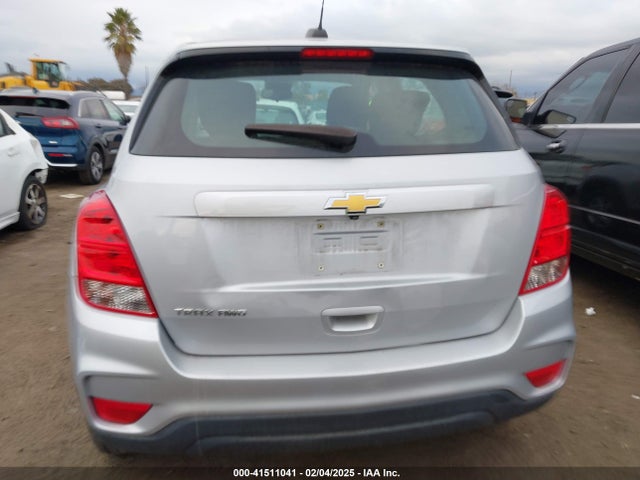 Chevrolet TRAX LS 2018 3GNCJNSB5JL393897 Image 15