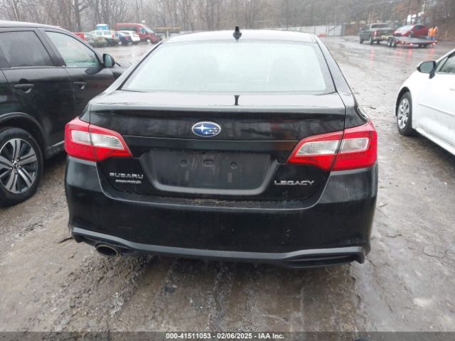 4S3BNAC67J3008502 Subaru Legacy 2.5i Premium