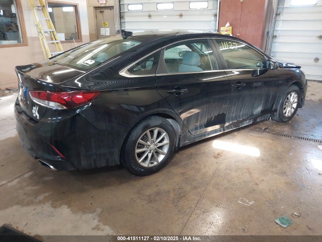 Hyundai SONATA SE 2018 5NPE24AF4JH667880 Image 4