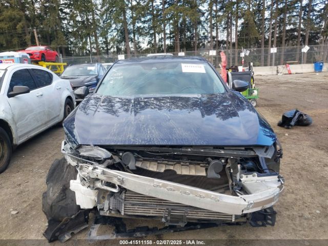 1HGCV2F99JA022334 Honda Accord Touring 2.0t