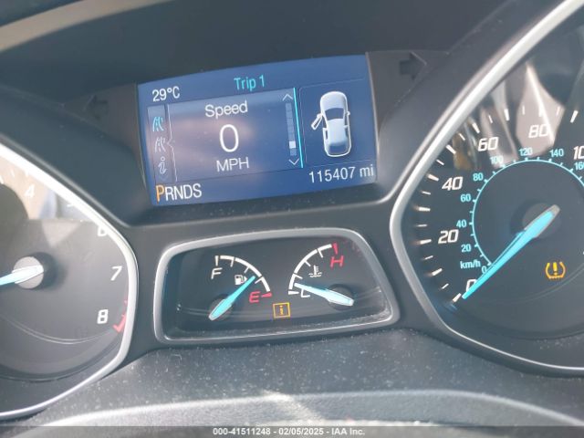 1FMCU0G95FUC44200 Ford ESCAPE SE