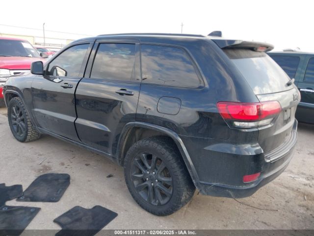 1C4RJEAG0HC880673 Jeep Grand Cherokee Altitude 4x2