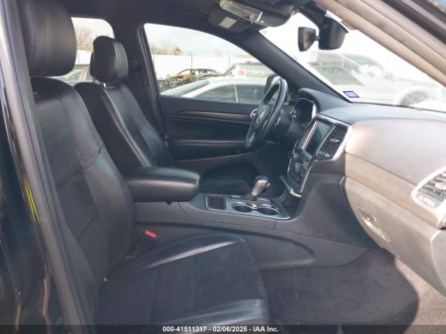 1C4RJEAG0HC880673 Jeep Grand Cherokee Altitude 4x2