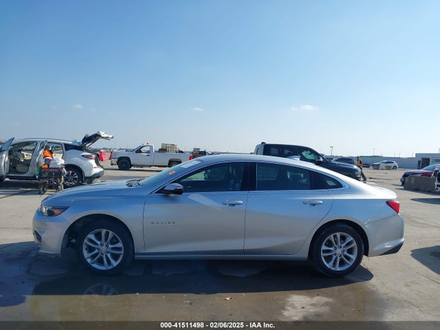 1G1ZE5STXHF183907 Chevrolet MALIBU 1LT