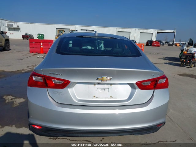 1G1ZE5STXHF183907 Chevrolet MALIBU 1LT