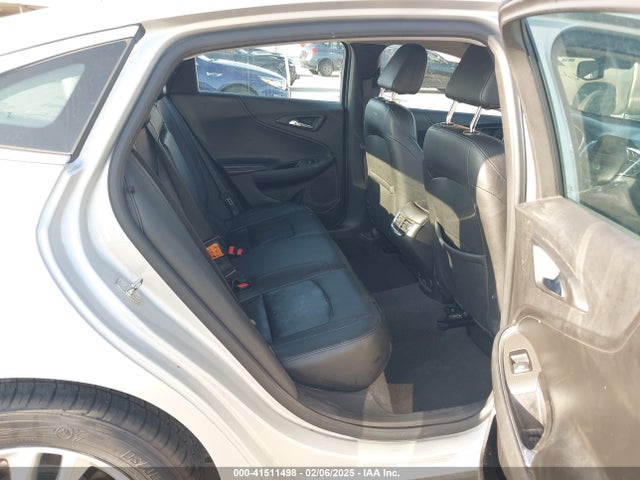 1G1ZE5STXHF183907 Chevrolet MALIBU 1LT
