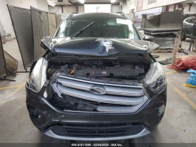 1FMCU0HD2JUD60143 Ford ESCAPE SEL