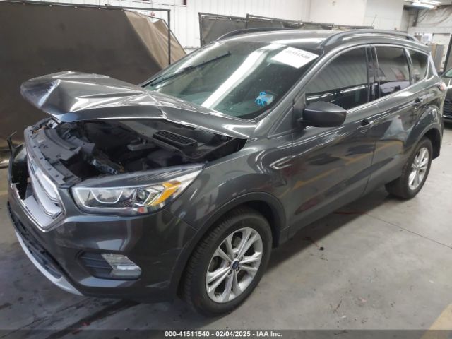 1FMCU0HD2JUD60143 Ford ESCAPE SEL