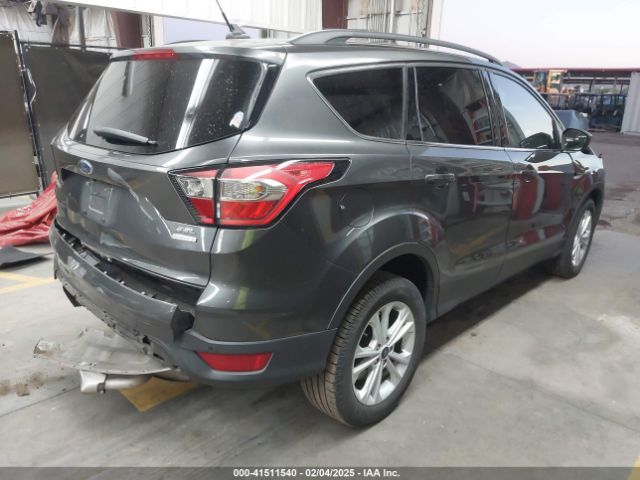 1FMCU0HD2JUD60143 Ford ESCAPE SEL
