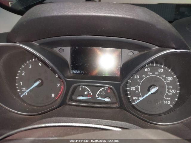 1FMCU0HD2JUD60143 Ford ESCAPE SEL