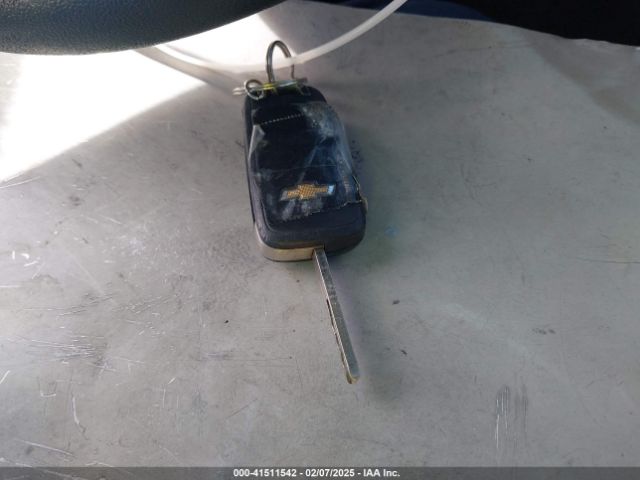1GNALAEK7FZ115766 Chevrolet EQUINOX LS