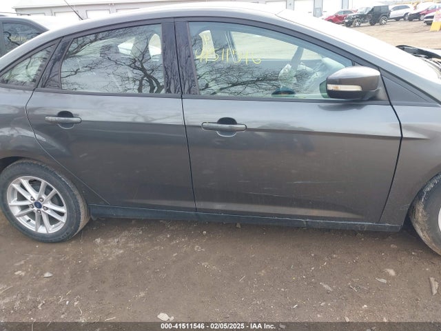 Ford FOCUS SE 2015 1FADP3F22FL299205 Image 13