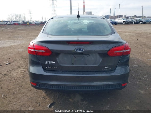 Ford FOCUS SE 2015 1FADP3F22FL299205 Image 16