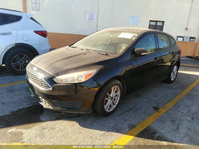 Ford FOCUS SE 2015 1FADP3K28FL307328 Image 2