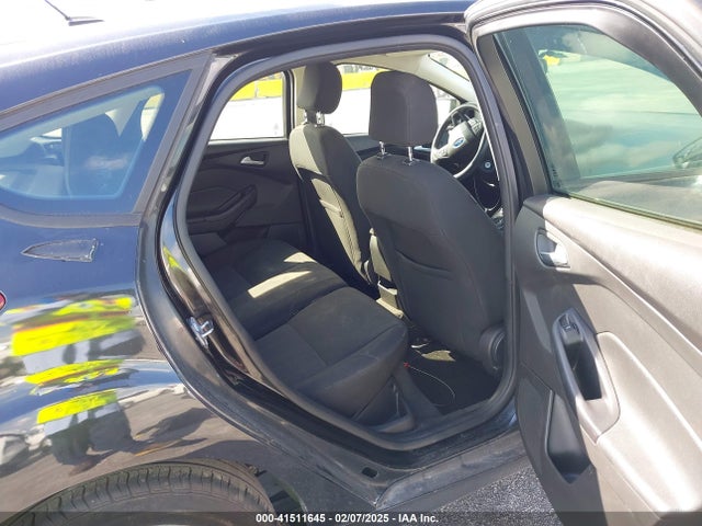Ford FOCUS SE 2015 1FADP3K28FL307328 Image 8