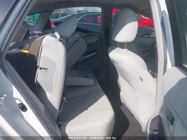 JTDKN3DUXF1884458 Toyota Prius Three