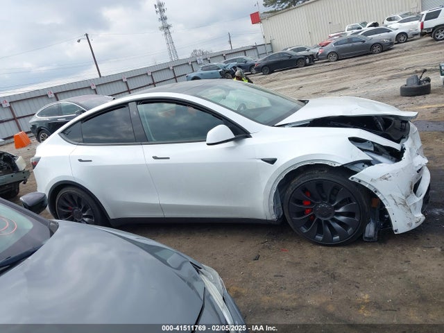 7SAYGDEF4RA278532 Tesla Model Y Performance Dual Motor All-wheel Drive
