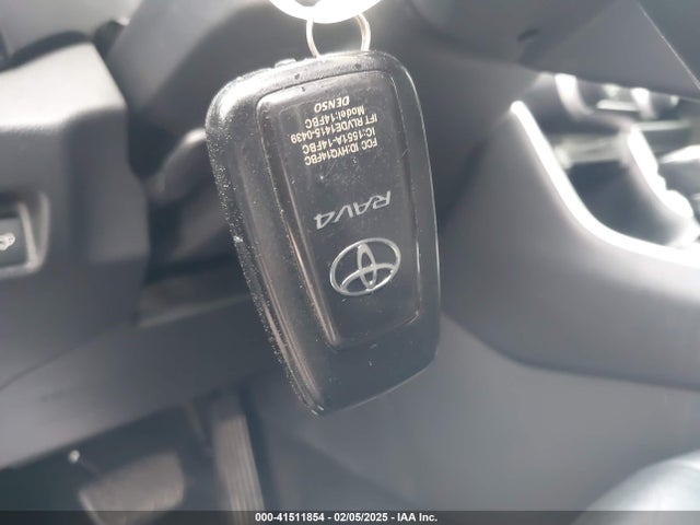Toyota Rav4 Xle Premium 2019 JTMC1RFV1KD026197 Image 11