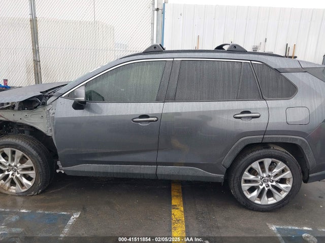 Toyota Rav4 Xle Premium 2019 JTMC1RFV1KD026197 Image 14