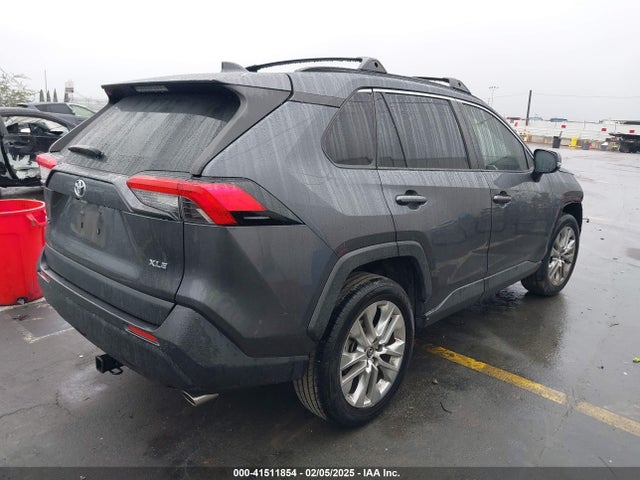 Toyota Rav4 Xle Premium 2019 JTMC1RFV1KD026197 Image 4