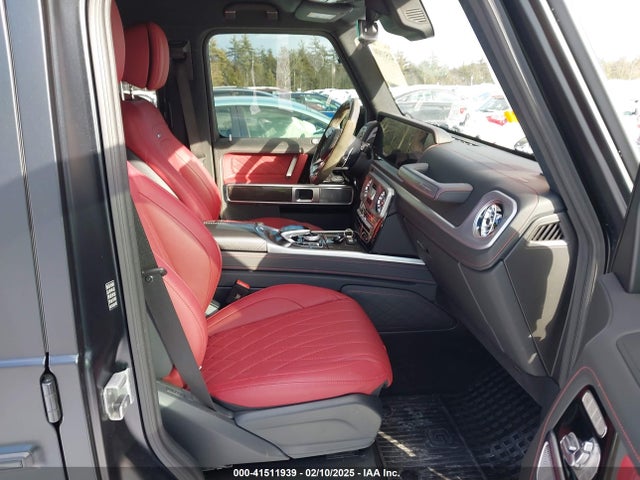 W1NYC7HJ1RX517207 Mercedes-Benz m177