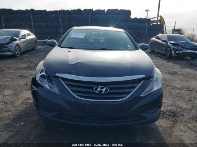 5NPEB4AC3EH925303 Hyundai gamma