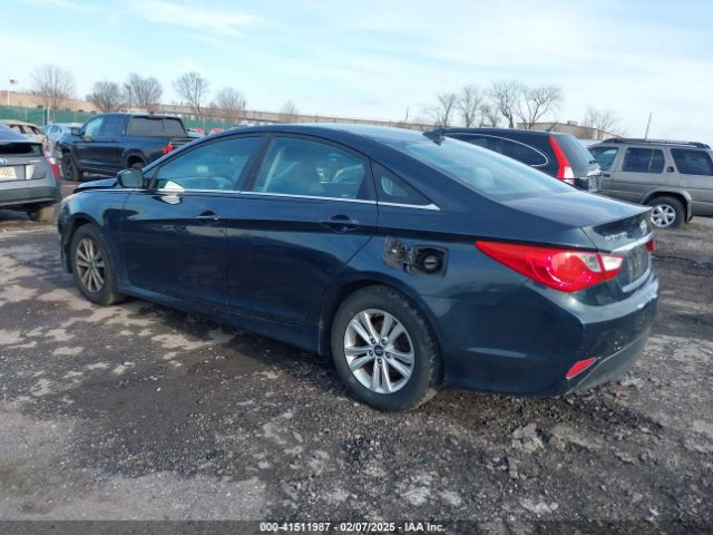 5NPEB4AC3EH925303 Hyundai gamma