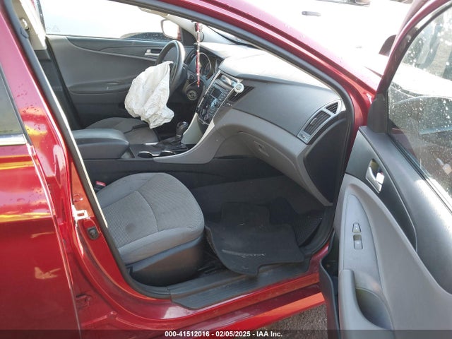 5NPEB4AC4EH945138 Hyundai SONATA GLS