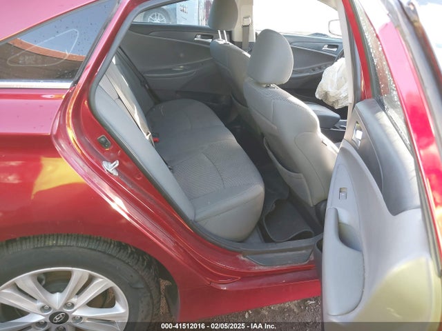 5NPEB4AC4EH945138 Hyundai SONATA GLS