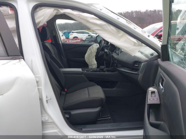5N1BT3BB0RC690744 Nissan Rogue Sv Intelligent Awd