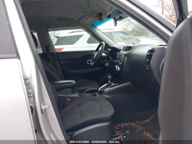 KIA Soul 2018 KNDJN2A26J7584091 Image 5
