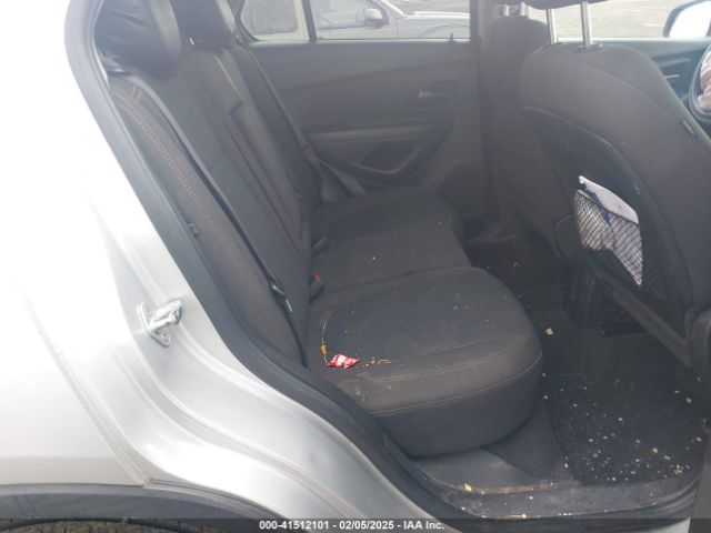 KL7CJKSB5LB028290 Chevrolet Trax Fwd Ls
