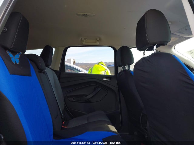 1FMCU9GX9EUE32414 Ford ESCAPE SE