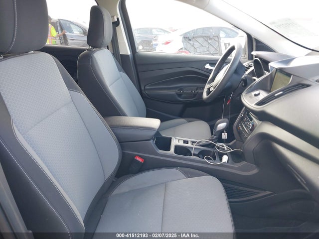 1FMCU0GD0KUB68741 Ford ESCAPE SE