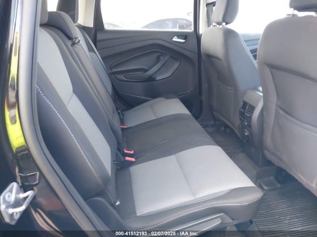 1FMCU0GD0KUB68741 Ford ESCAPE SE