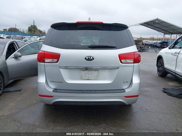 KIA SEDONA LX 2018 KNDMB5C13J6367874 Image 16