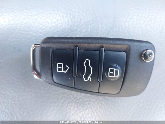 2018 AUDI A3 WAUB8GFF9J1070921 Photo 10