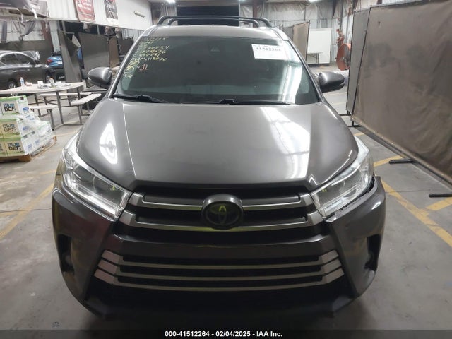 5TDKZRFHXJS270254 Toyota Highlander Xle