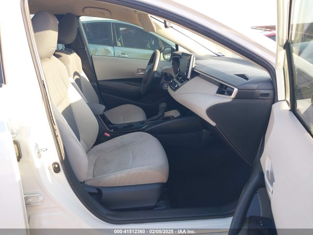 JTDEPRAE3LJ080067 Toyota COROLLA LE