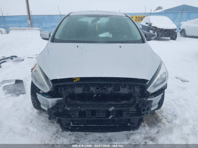 Ford FOCUS SE 2017 1FADP3F2XHL212315 Image 13