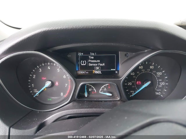 Ford FOCUS SE 2017 1FADP3F2XHL212315 Image 16