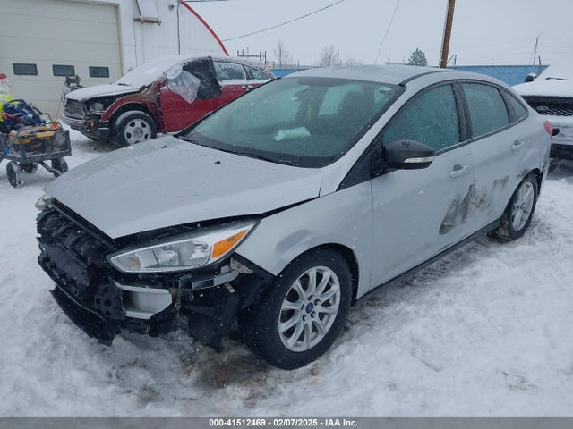 Ford FOCUS SE 2017 1FADP3F2XHL212315 Image 2
