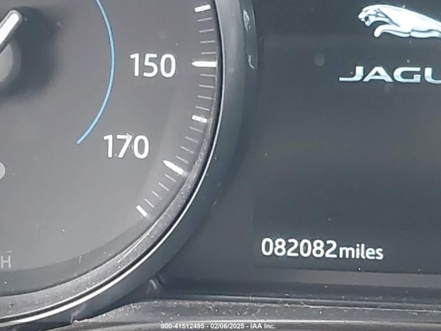 SADCJ2GX0JA237967 Jaguar F-pace 30t Premium
