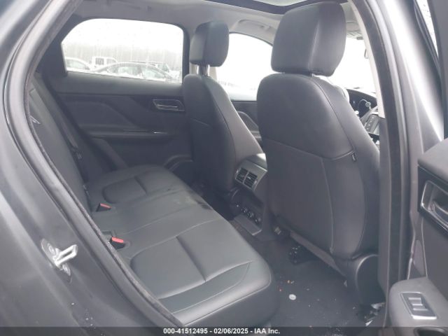 SADCJ2GX0JA237967 Jaguar F-pace 30t Premium