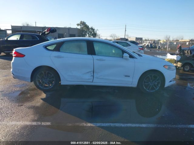 3FA6P0PU8HR414160 Ford Fusion Energi Se Luxury