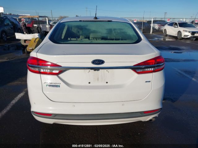 3FA6P0PU8HR414160 Ford Fusion Energi Se Luxury