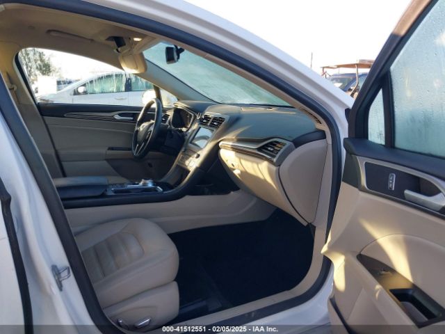 3FA6P0PU8HR414160 Ford Fusion Energi Se Luxury