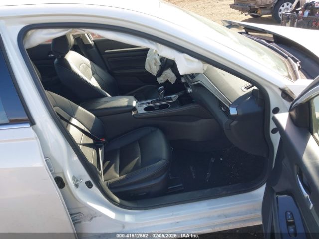 1N4BL4EWXLC182075 Nissan Altima Sl Intelligent Awd