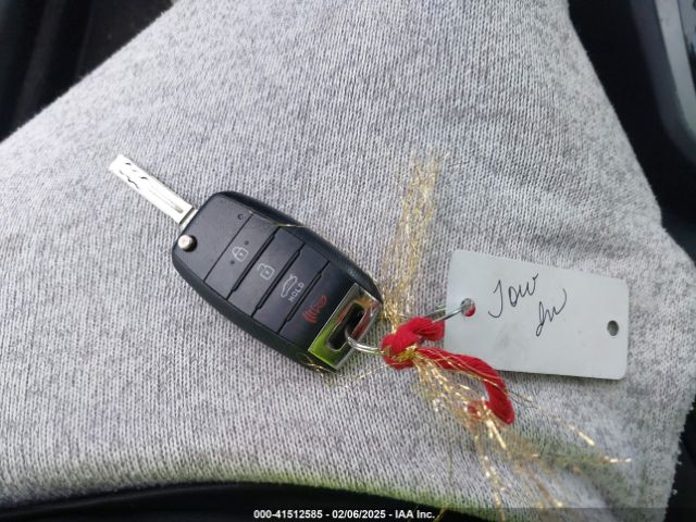 KNADM4A3XG6562854 KIA RIO LX